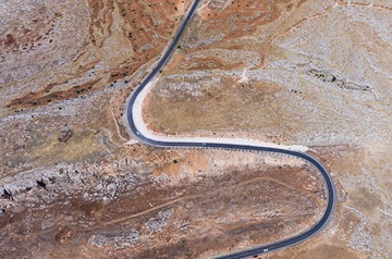 windy desert road
